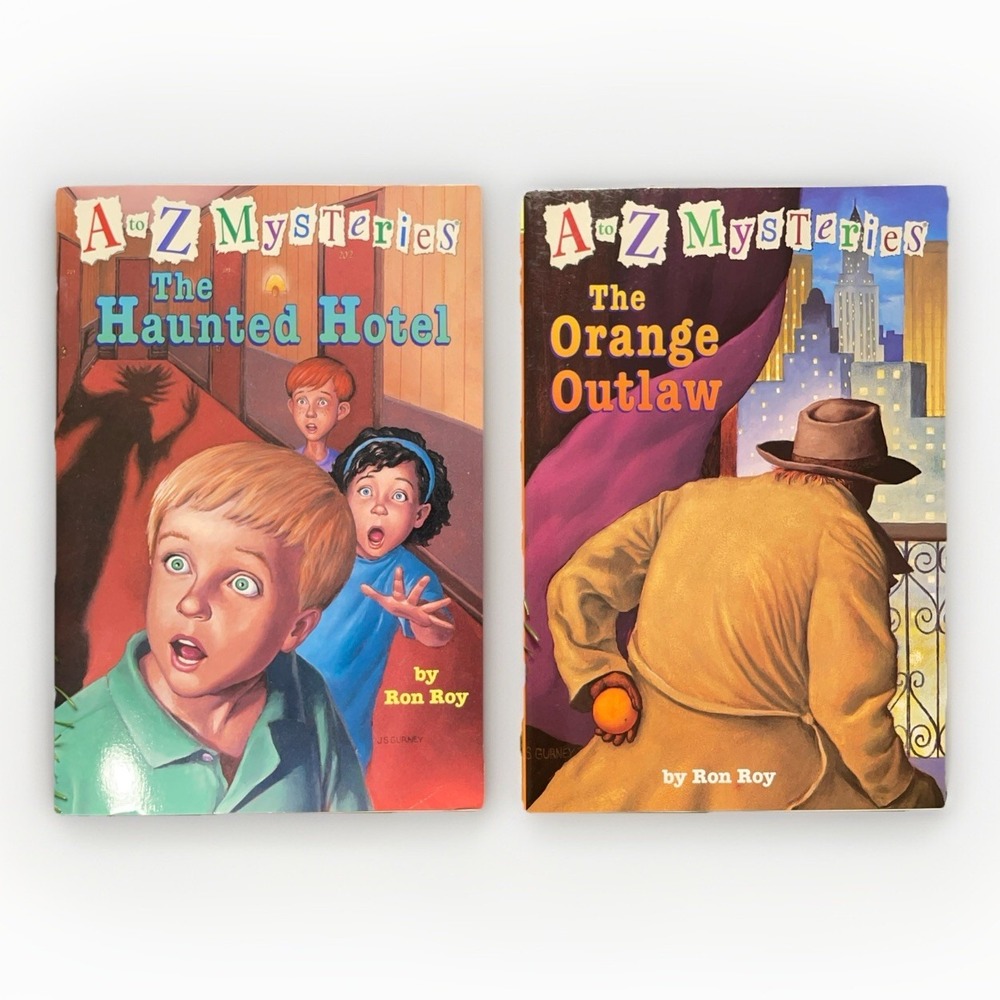 A to Z Mysteries: The Orange Outlaw & Haunted Hotel by Ron Roy Lot Of 2 #8 #15